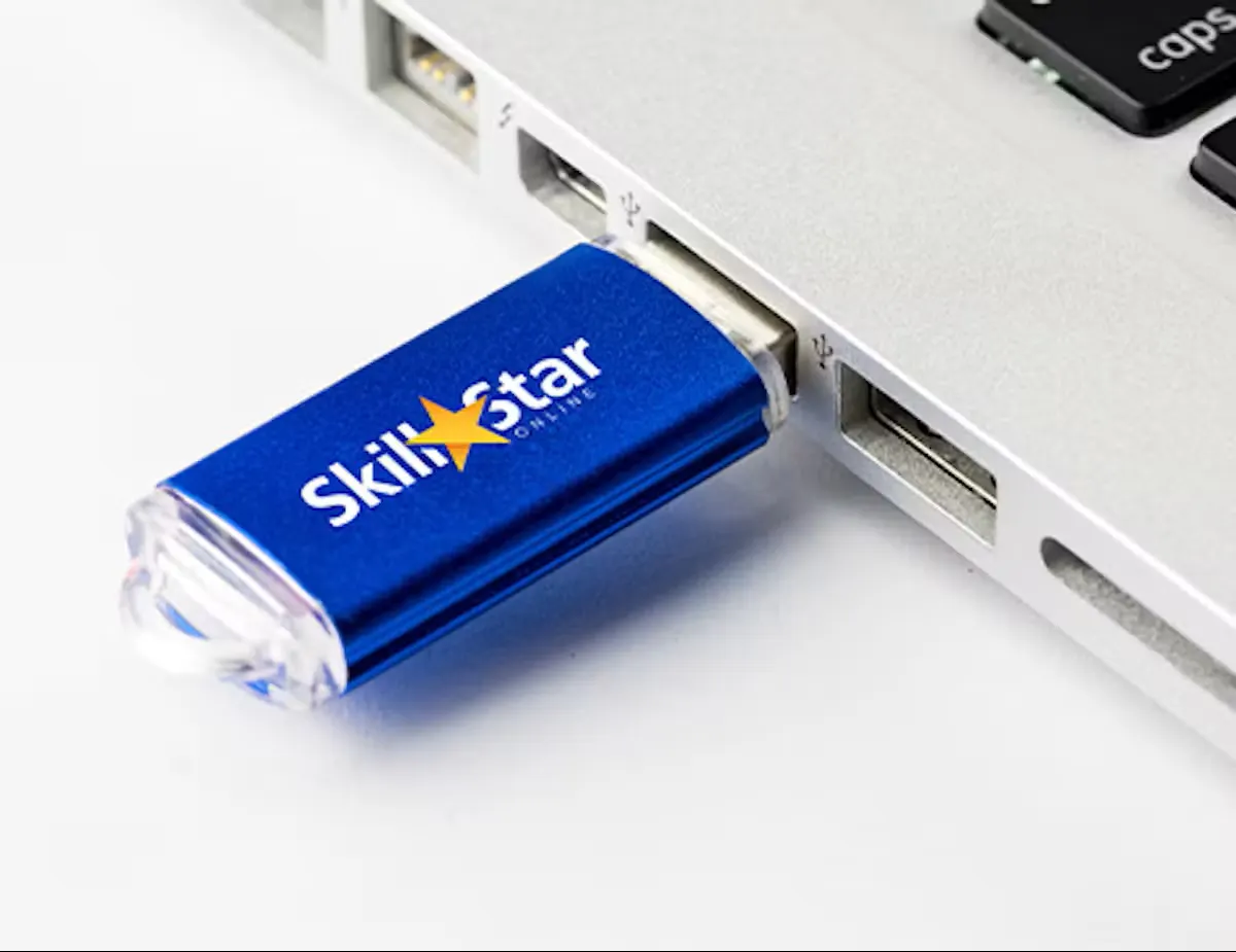 USB Drive in computer port