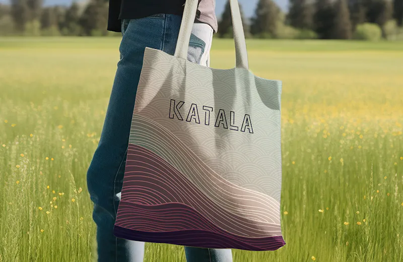 Tote bag