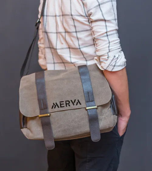 Man hold computer bag