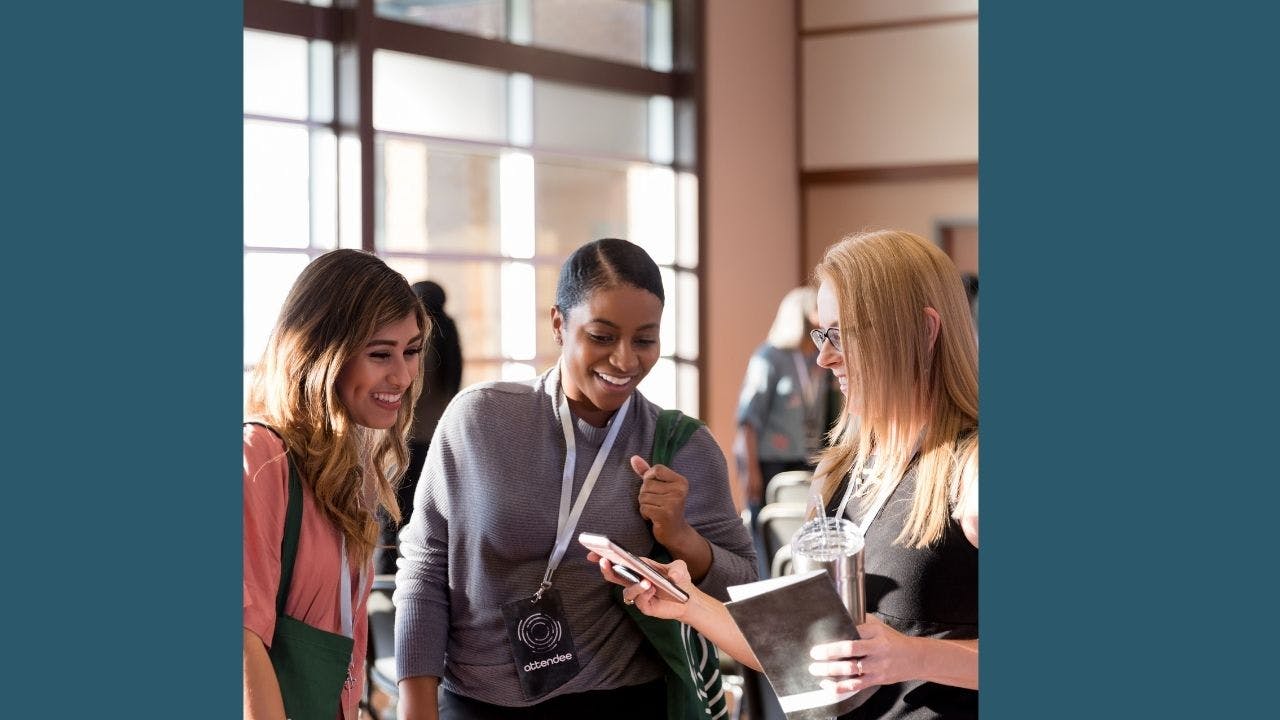 3 ladies at a trade show event 