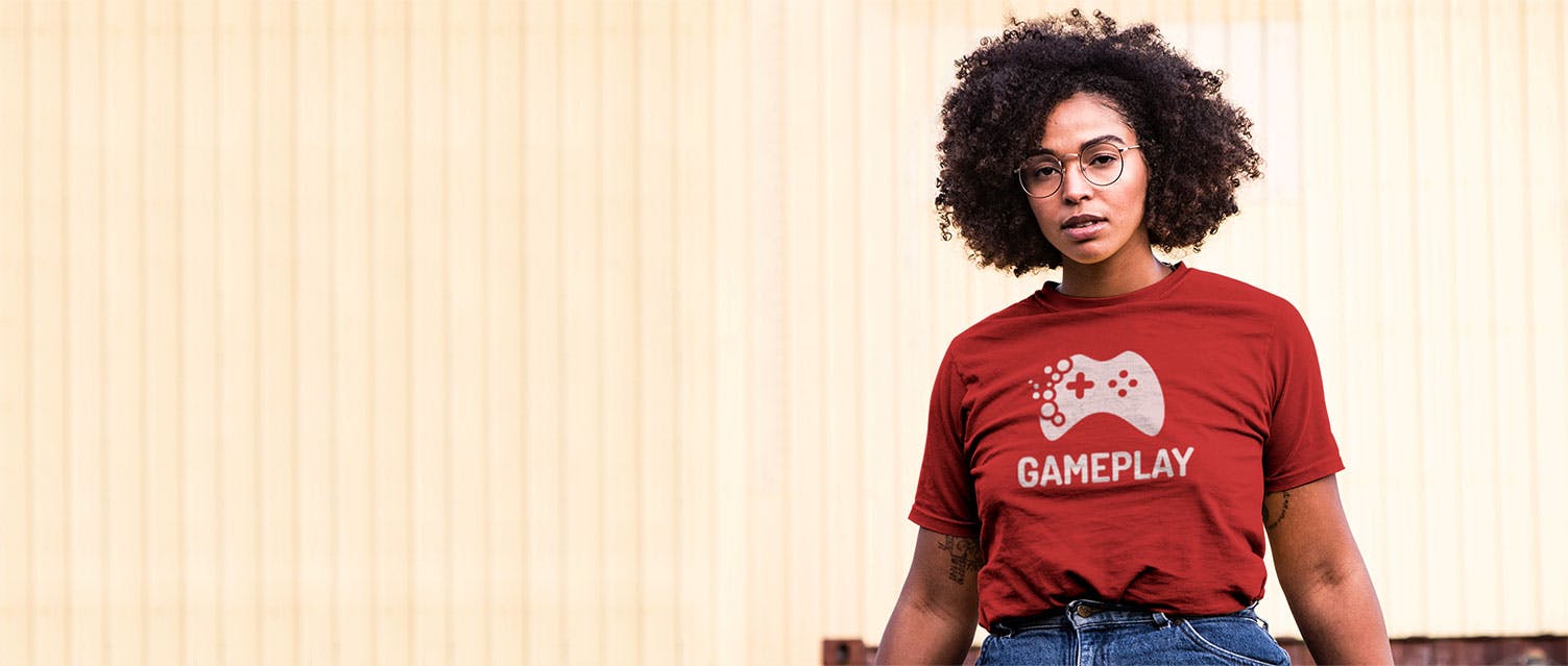 Woman in red tshirt