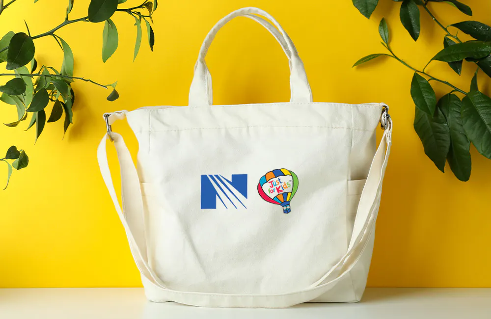 white tote bag