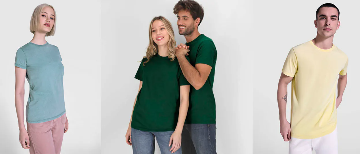 PERSONAS CON TSHIRT  VARIAS