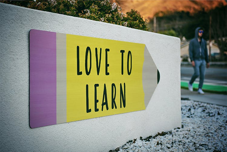 School Love to Learn pencil sign outside